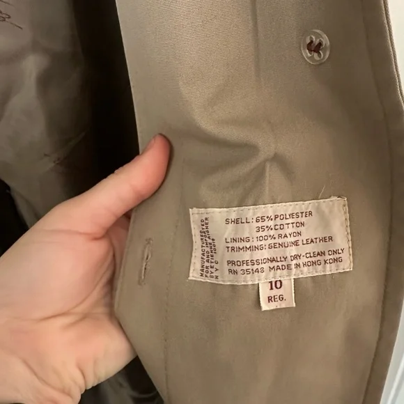 Vintage etienne aigner tan trench coat - Picture 5 of 10